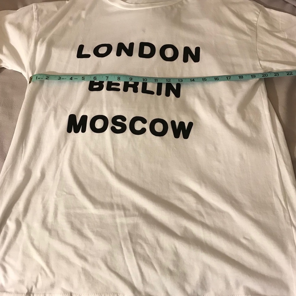 Simple White Short-sleeved Shirt